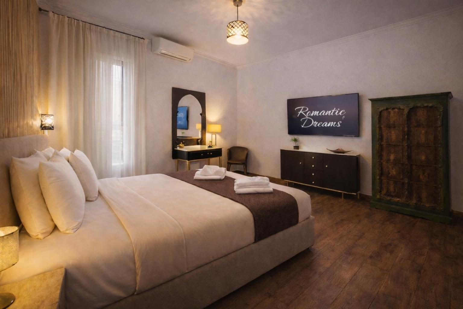 Romantic Dreams — Photos 3